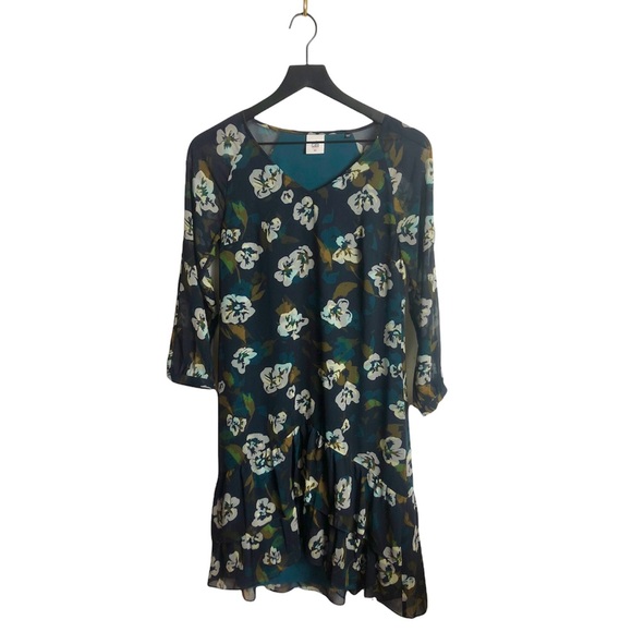 CAbi Dresses & Skirts - Cabi Blue Floral Ruffle Dress X Small